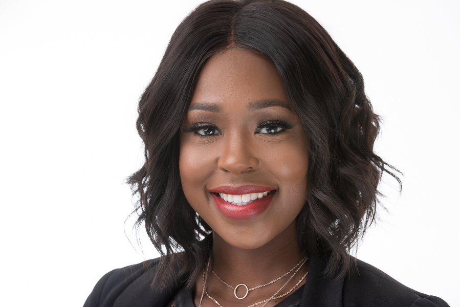 afroamerican women headshot